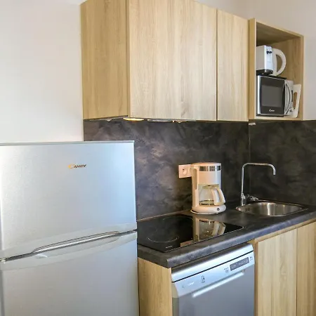 Apartment Reve D'Ile-2 *